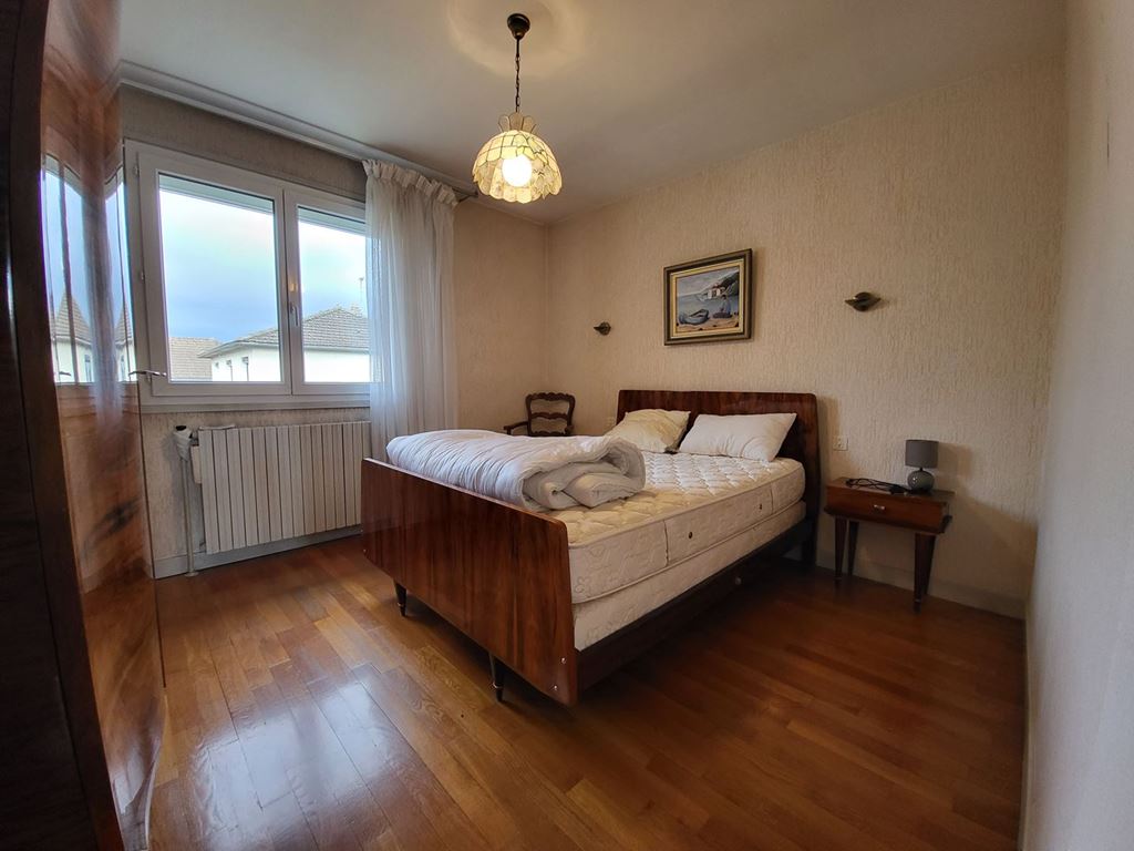 Maison traditionnelle CHAMPFORGEUIL (71530) BOUCA ET FICHOT TRANSACTIONS