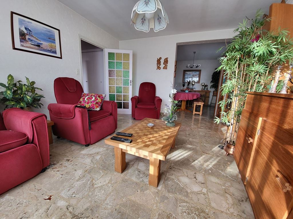 Maison traditionnelle CHAMPFORGEUIL (71530) BOUCA ET FICHOT TRANSACTIONS