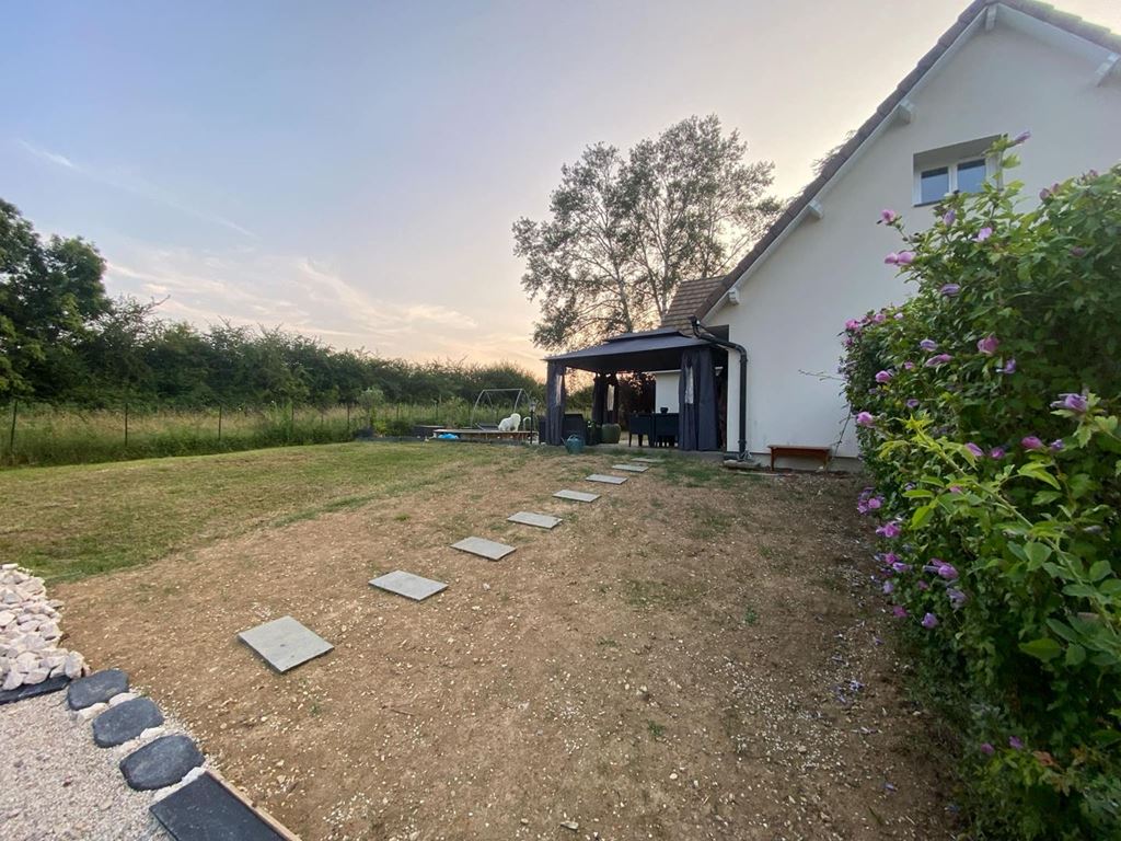 Maison d'architecte CHATENOY LE ROYAL (71880) BOUCA ET FICHOT TRANSACTIONS