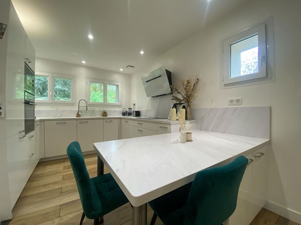 Maison d'architecte CHATENOY LE ROYAL (71880) BOUCA ET FICHOT TRANSACTIONS