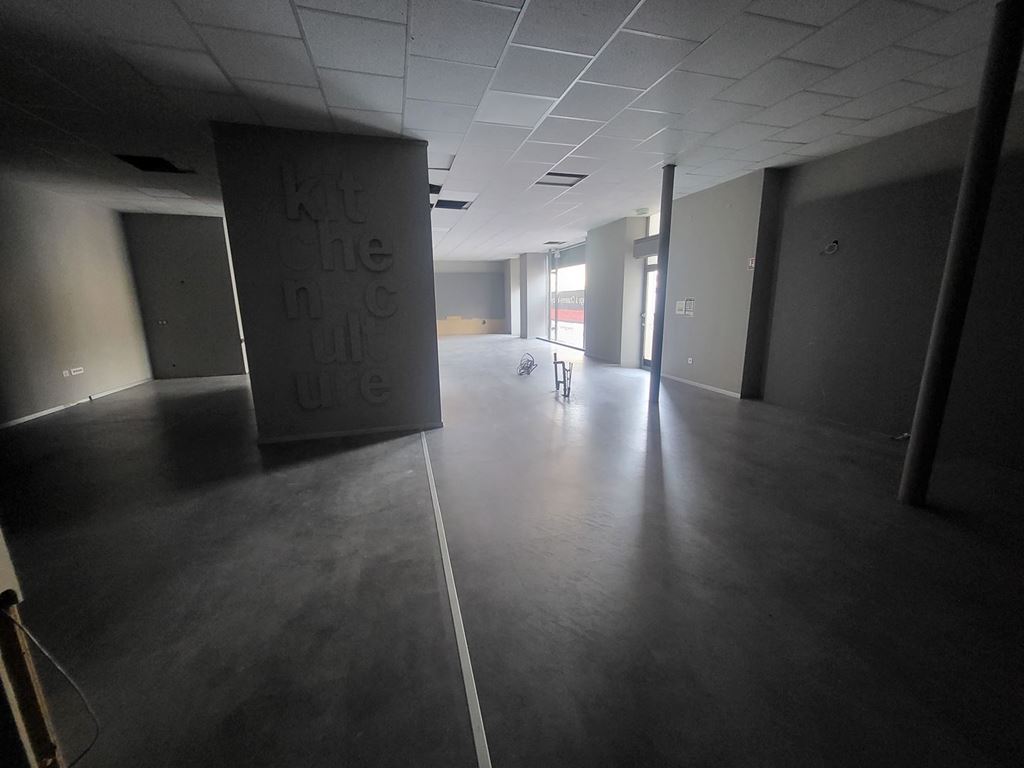 Local commercial CHALON SUR SAONE (71100) BOUCA ET FICHOT TRANSACTIONS