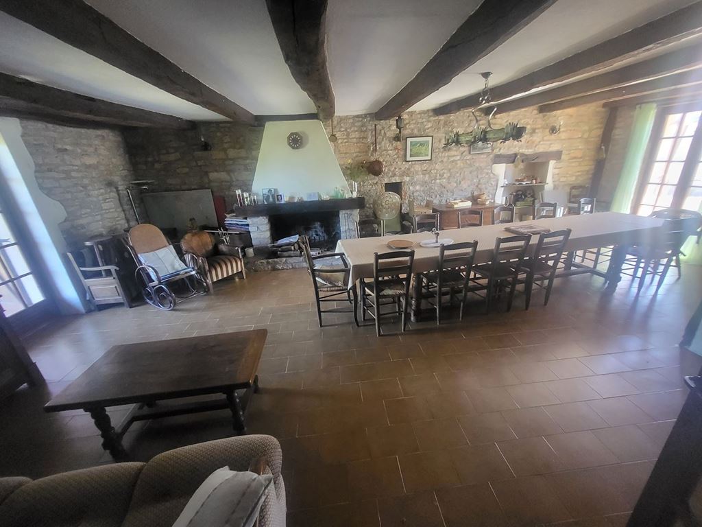 Propriété ST LOUP DE VARENNES (71240) BOUCA ET FICHOT TRANSACTIONS