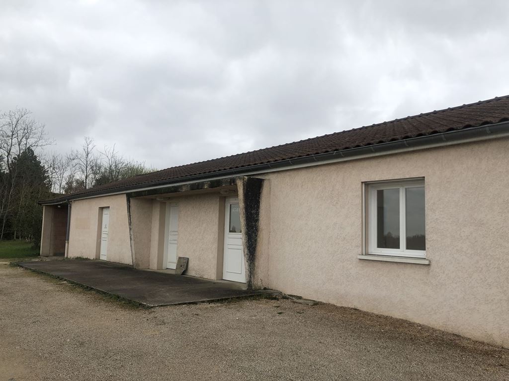 Local professionnel FARGES LES CHALON (71150) BOUCA ET FICHOT TRANSACTIONS