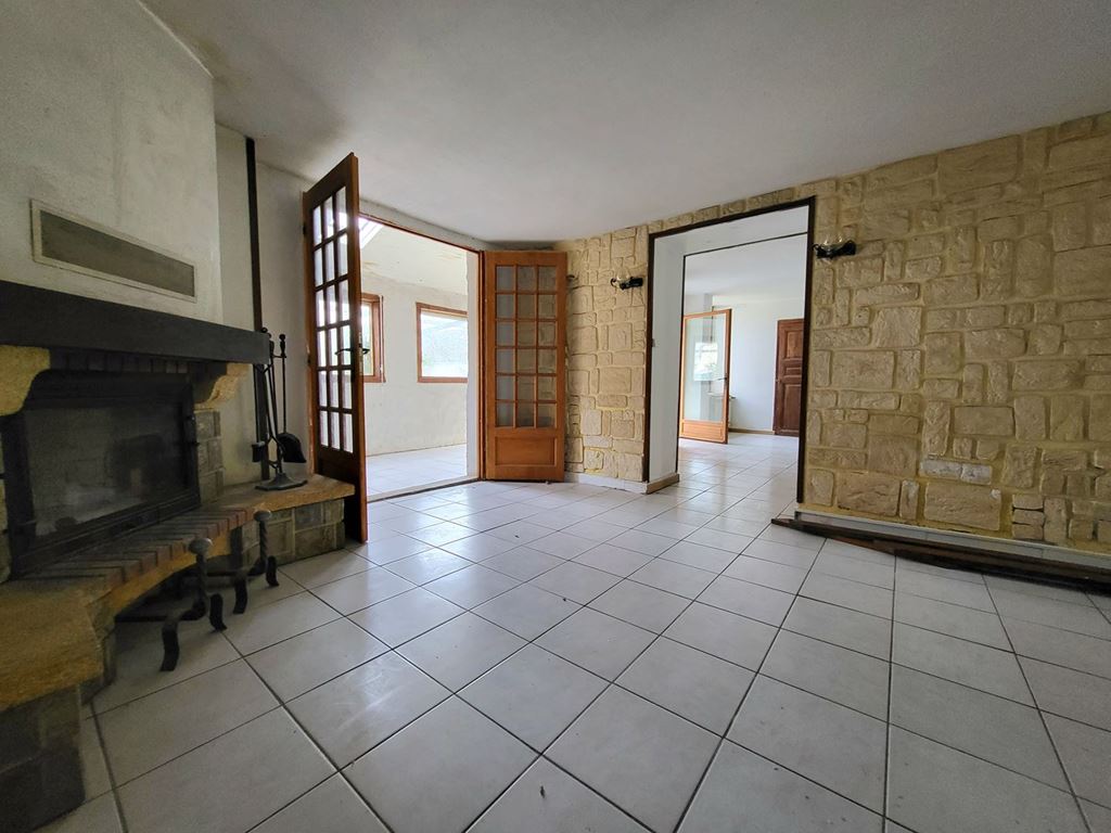 Maison de village LA CHARMEE (71100) BOUCA ET FICHOT TRANSACTIONS