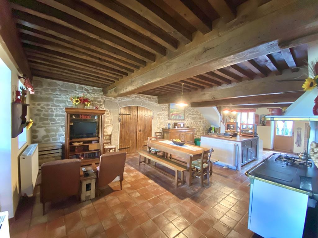 Maison en pierre MORLET (71360) BOUCA ET FICHOT TRANSACTIONS